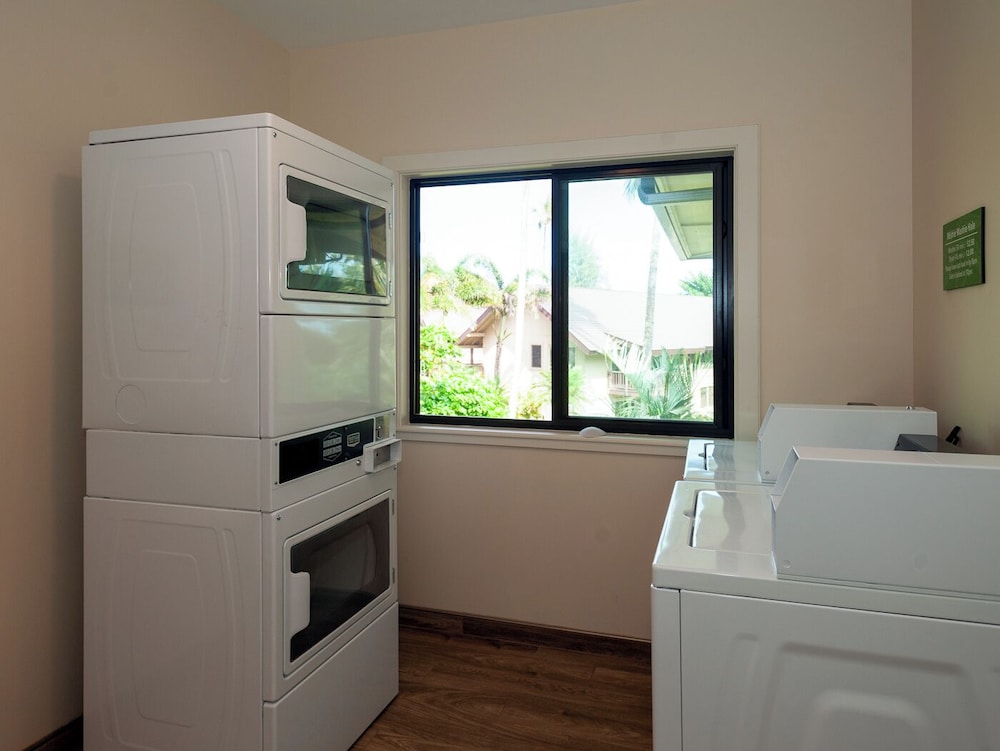 Hanalei Colony Resort 23/73