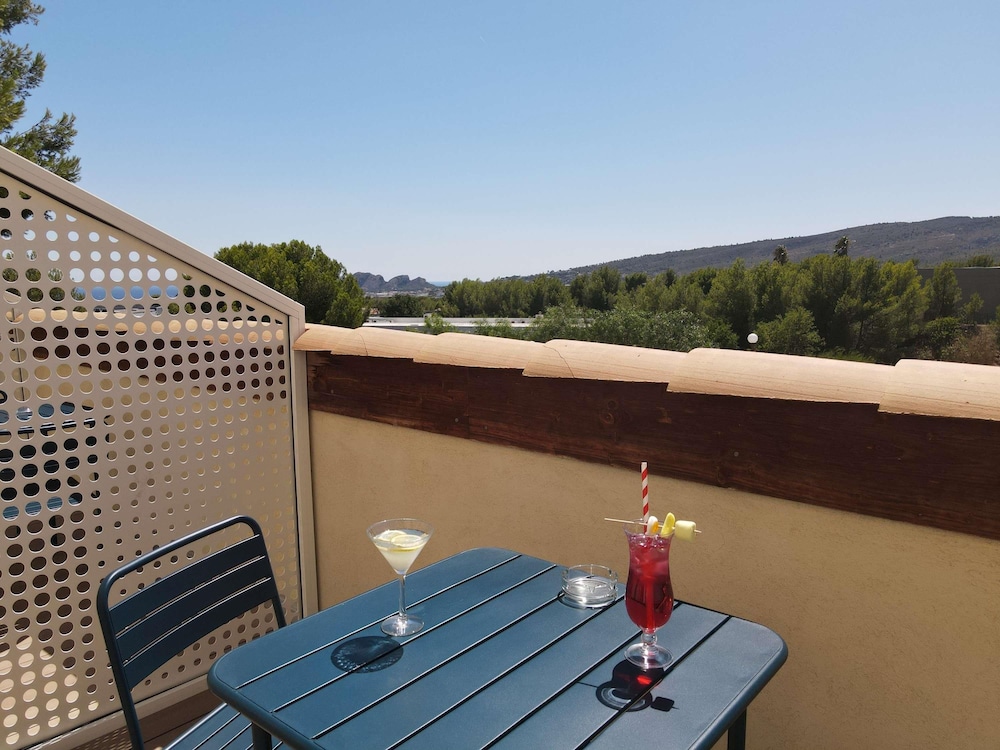 Ibis La Ciotat 47/74