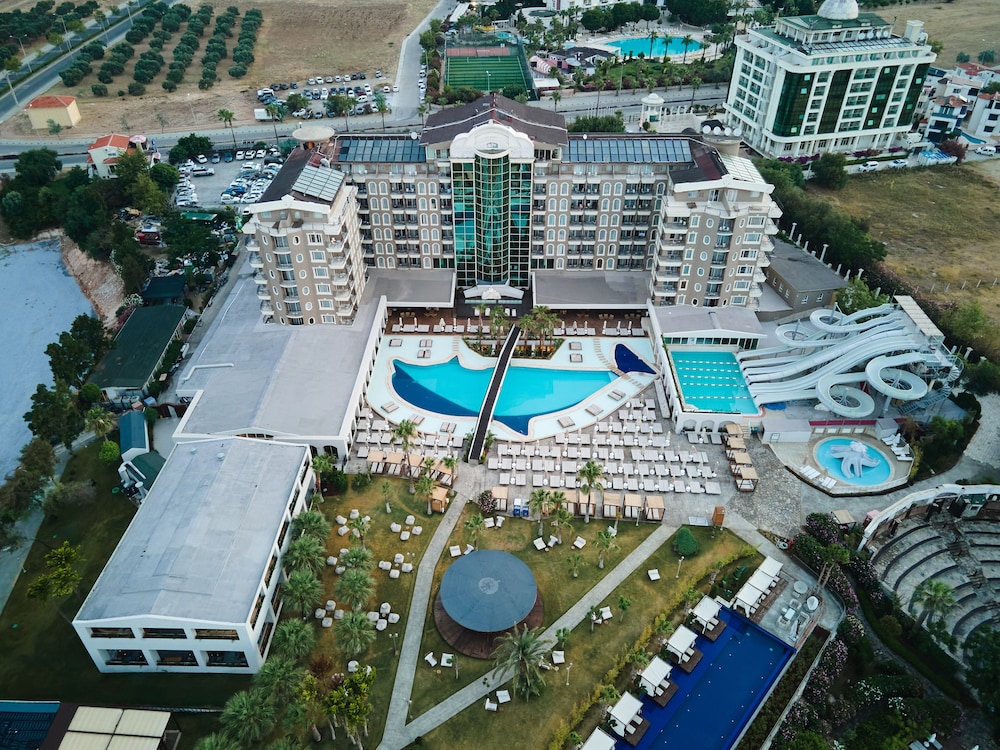 Laur Hotels Experience and Elegance in DIDIM