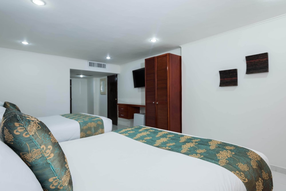Hotel Calypso Beach 17/43