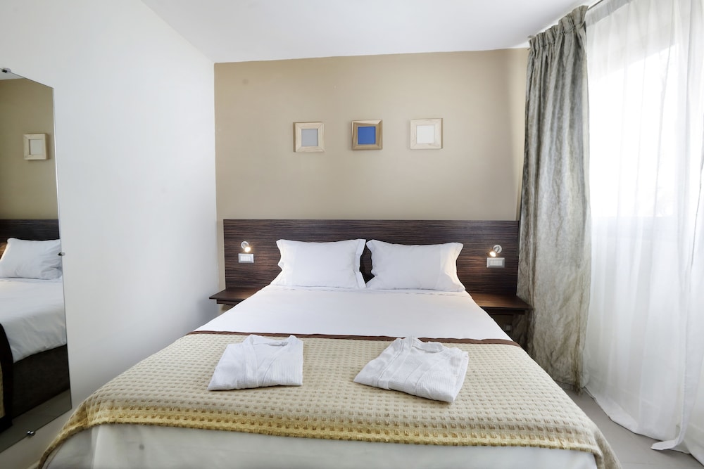 Hôtel La Villette 9/50