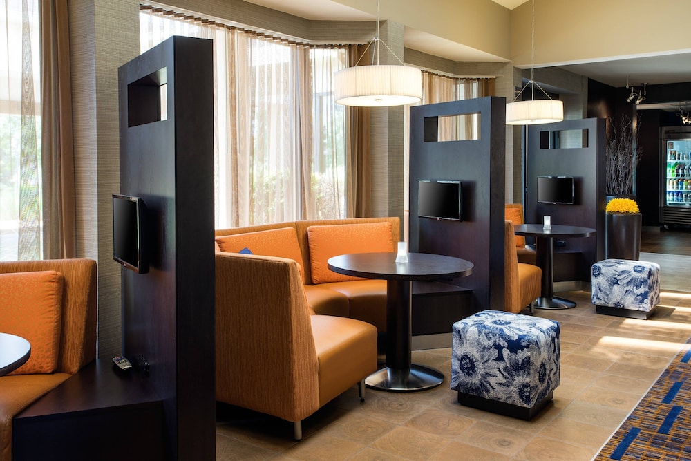 Courtyard by Marriott Denver Central Park 30/50