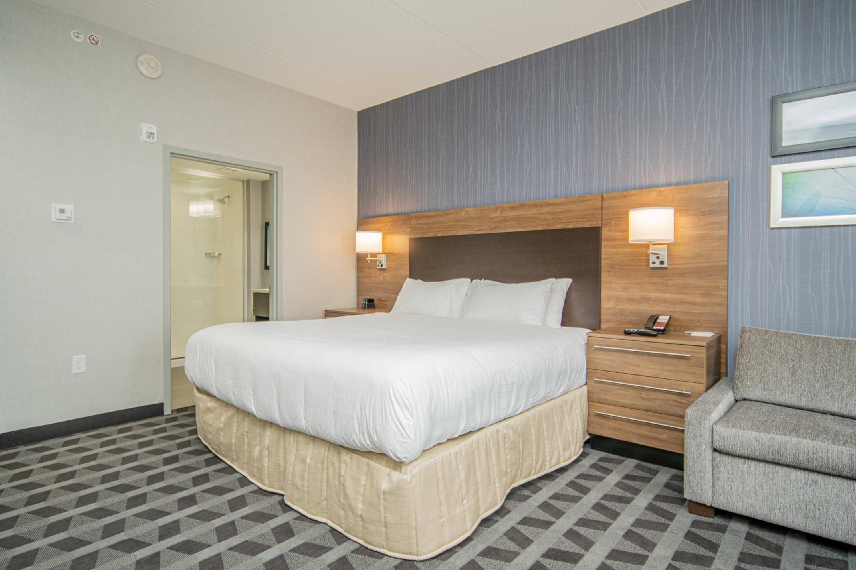 Traditional, Studio, King Bed, Partial View, Sofa
