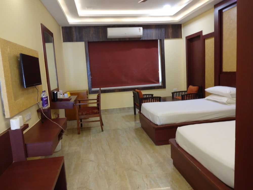INDO HOKKE HOTEL 16/50