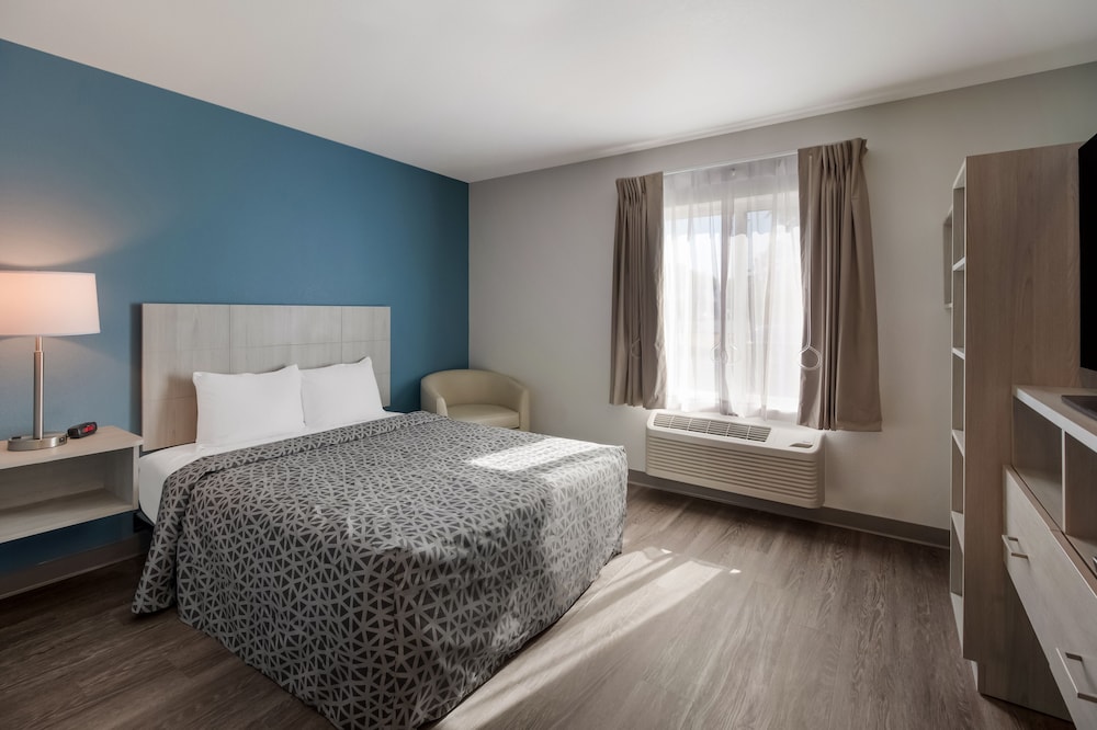 WoodSpring Suites Wixom - Novi 10/47