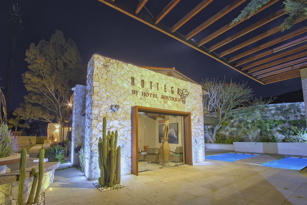 Bottega Hotel Boutique 10/50