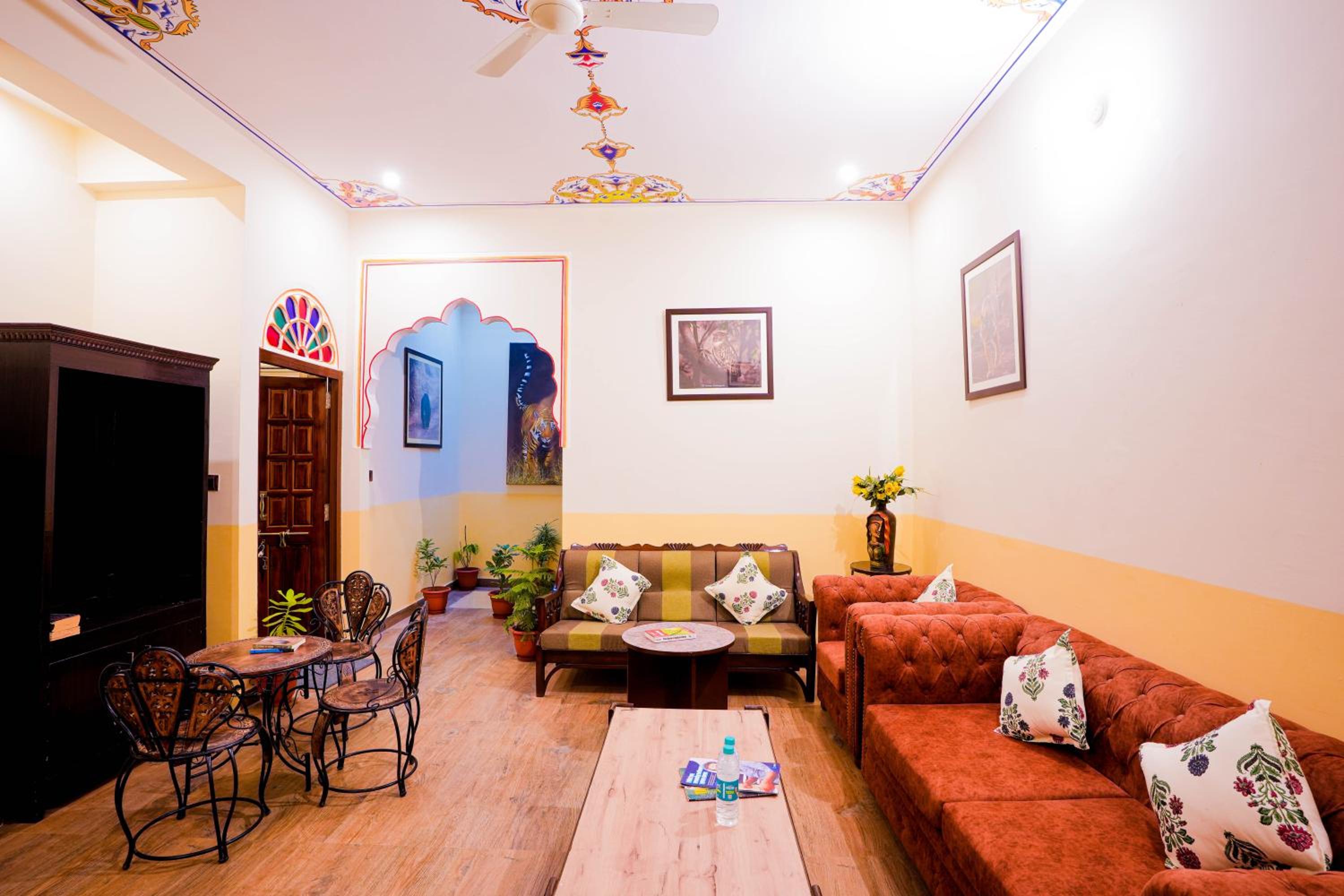 Treebo Rajputana Ranthambore 28/50