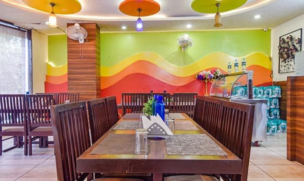 Fabhotel Padmavati Palace 39/49