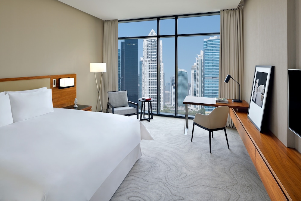 Vida Emirates Hills 8/51