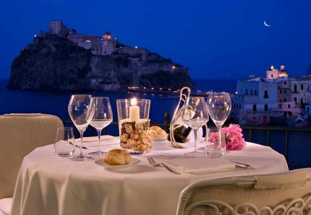 Miramare E Castello 41/68