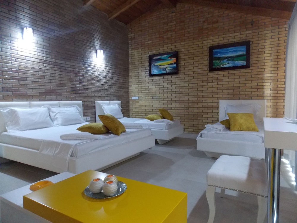 Hotel Piccollino 18/78