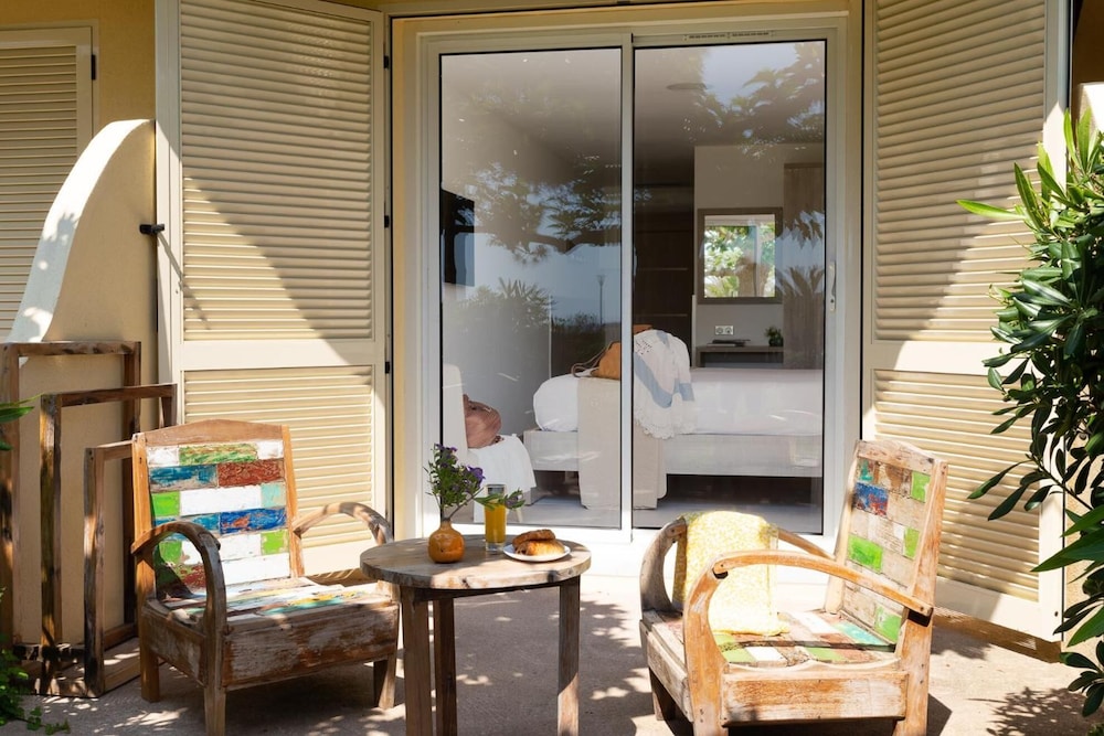 Marina Di Lava Hotel 13/60