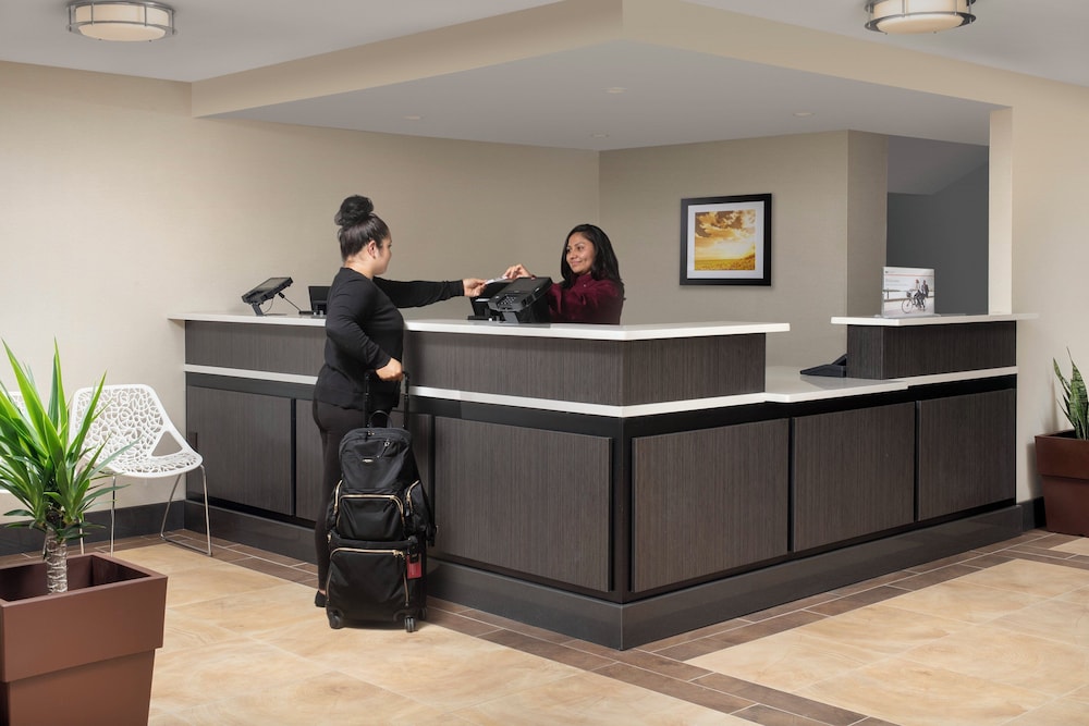Candlewood Suites Alexandria West 6/58