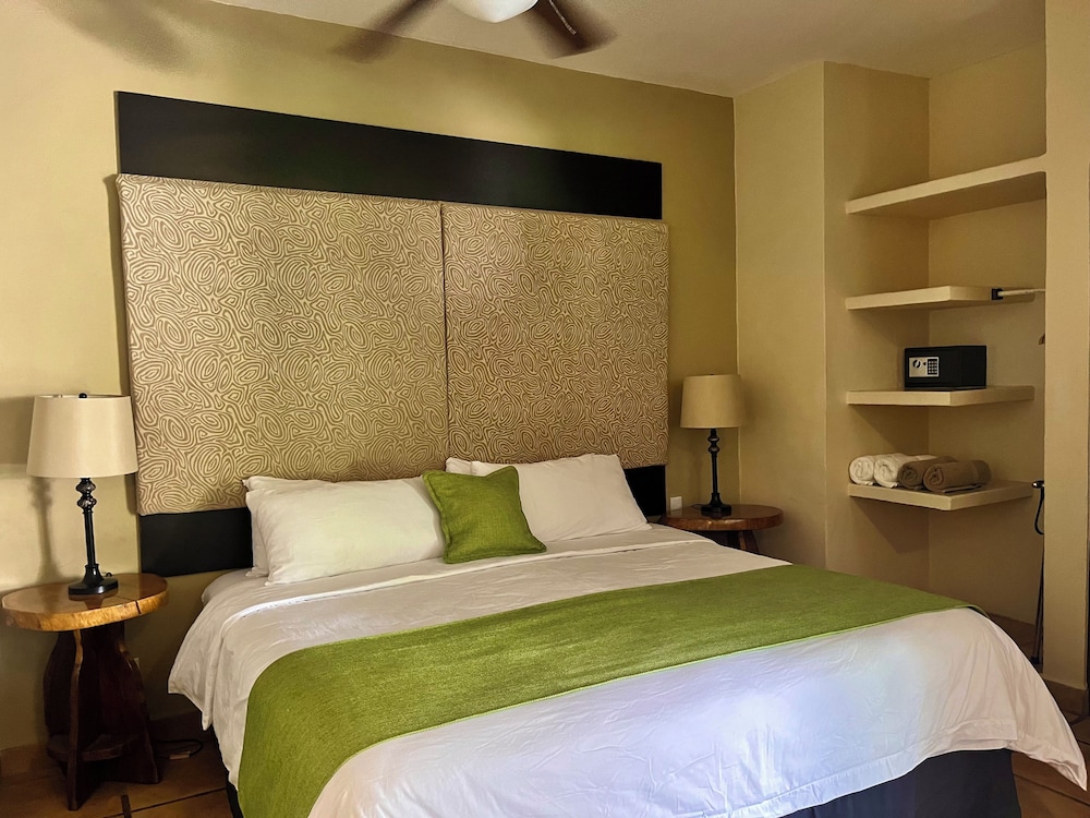 Hotel Cantarana 15/50