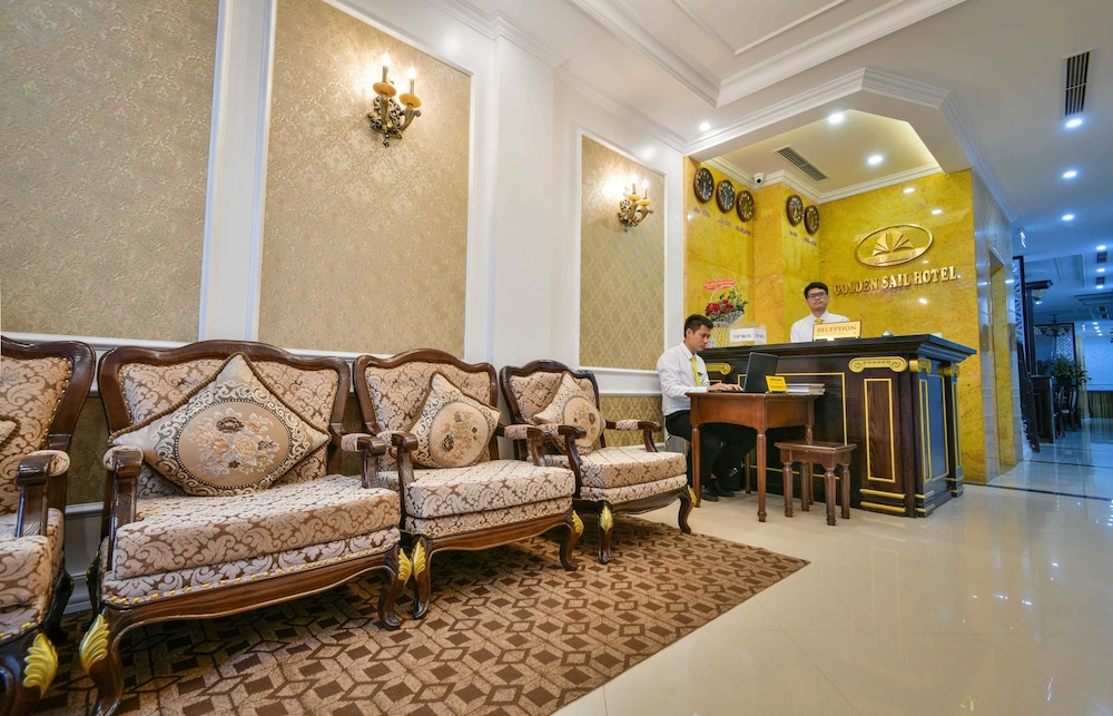 Golden Sail Hotel 21/28