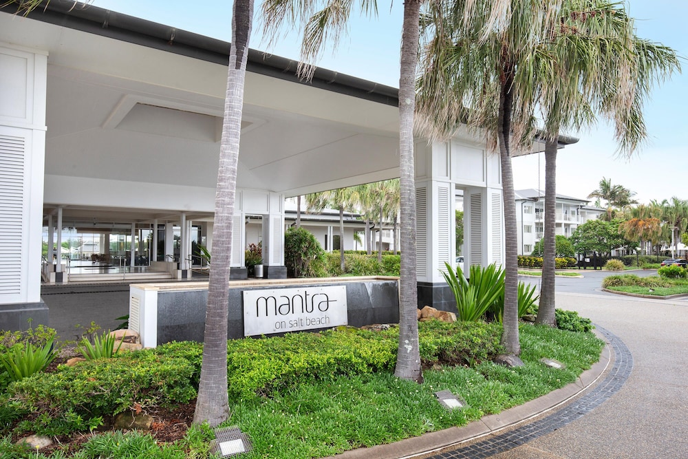 Mantra on Salt Beach Kingscliff 4/76