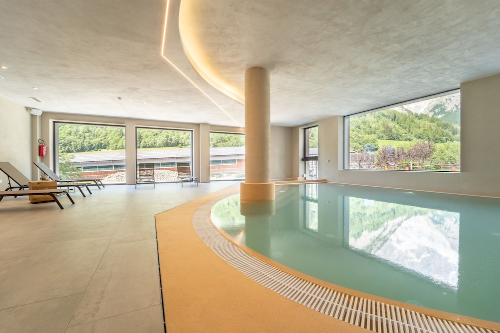 Th Courmayeur 6/57