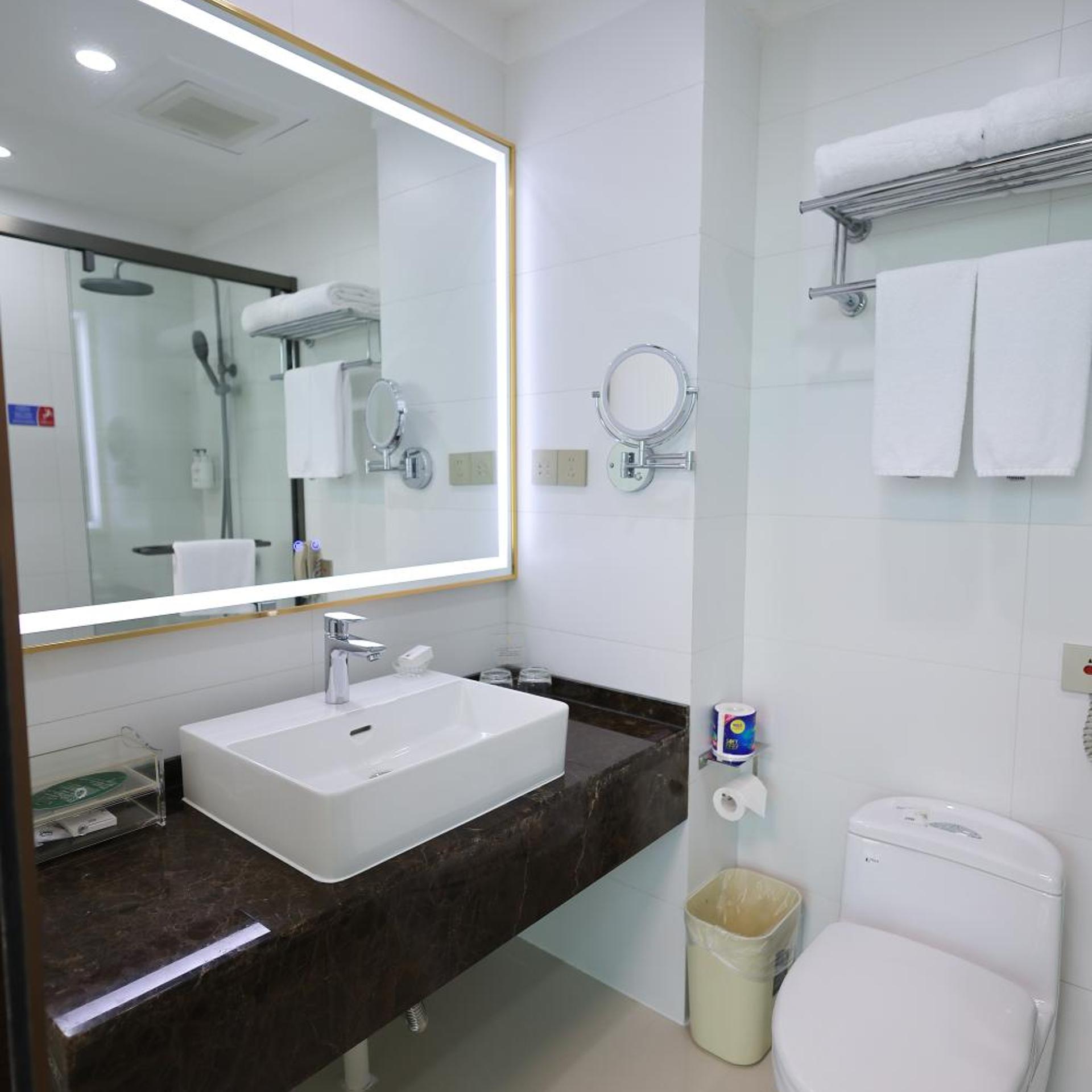 Metropark Jichen Hotel Shanghai 47/49