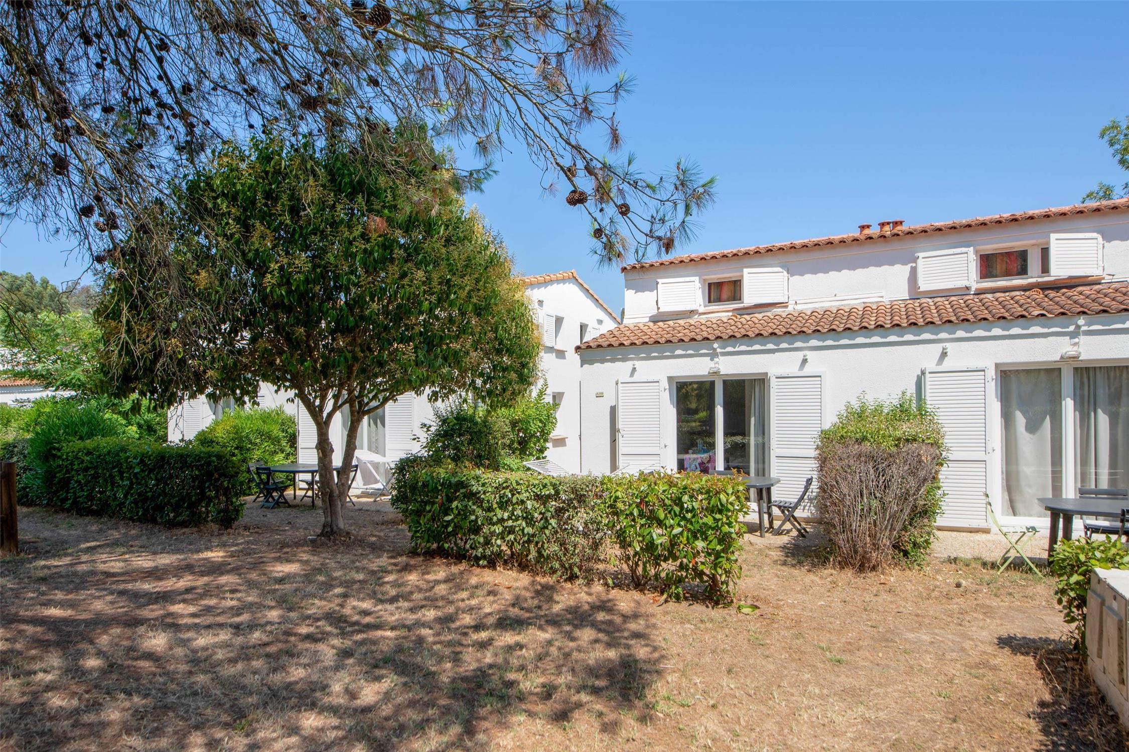 Comfort Aparthotel Mandelieu La Napoule Village Cannes 42/44