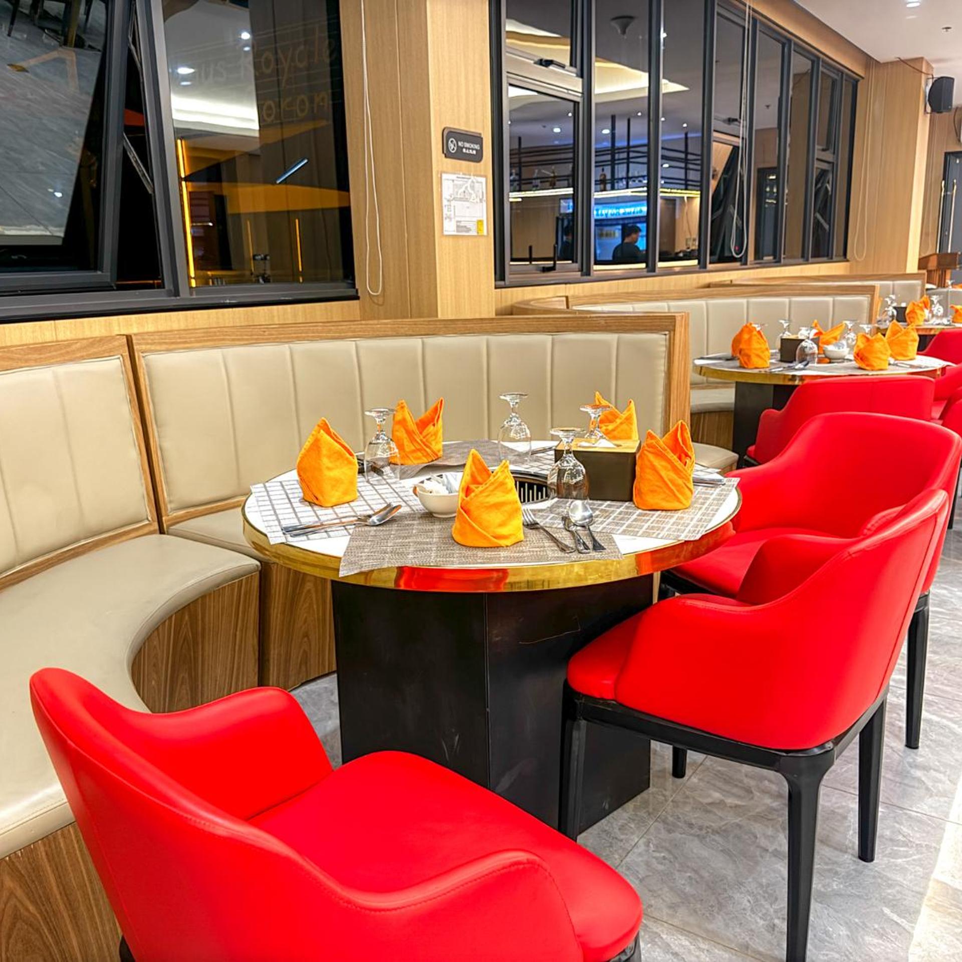Venus Royale Hotel 48/63