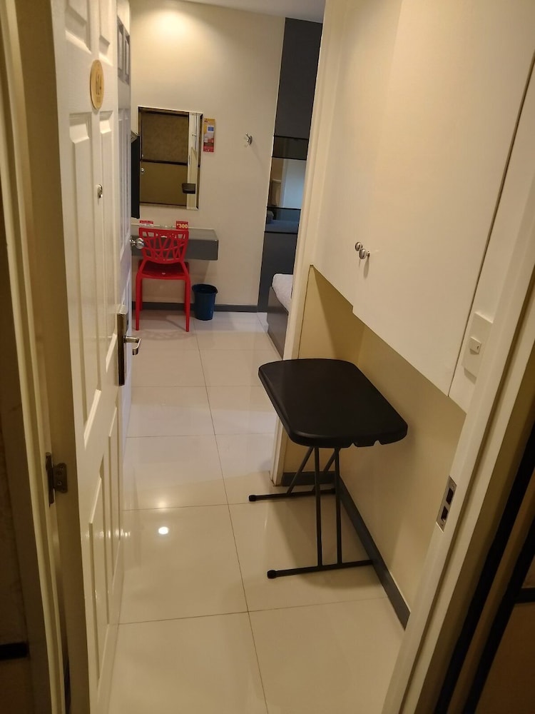Hotel Sogo Avenida 28/35