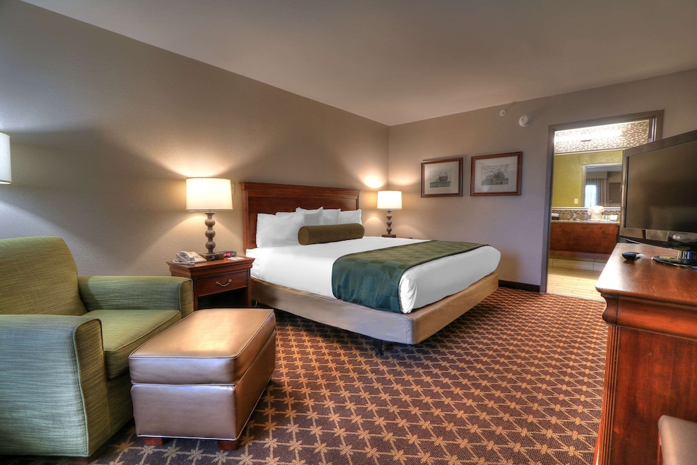 Quality Inn Near The Island Pigeon Forge 26/58