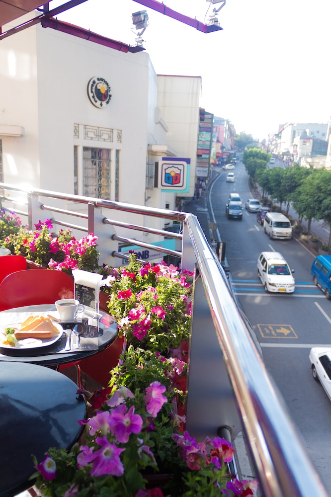 Baguio City Center Hotel 6/39