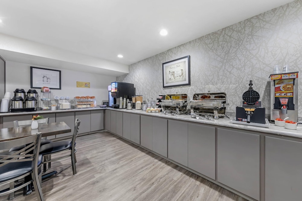 Hillstone Inn Tulare, Ascend Hotel Collection 41/59