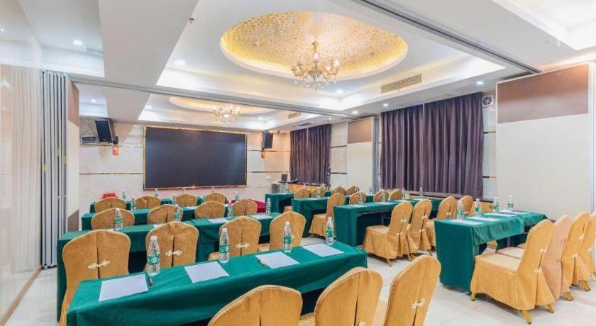 Vienna Hotel (Shenzhen Bantian Vanke Diwuyuan) 39/49