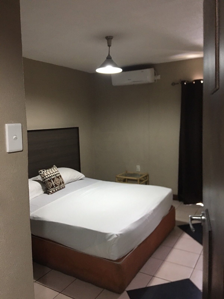 Elixir Hotel and Serviced Apartments 10/32