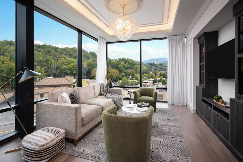 Hotel Indigo Gatlinburg Downtown by IHG 29/50