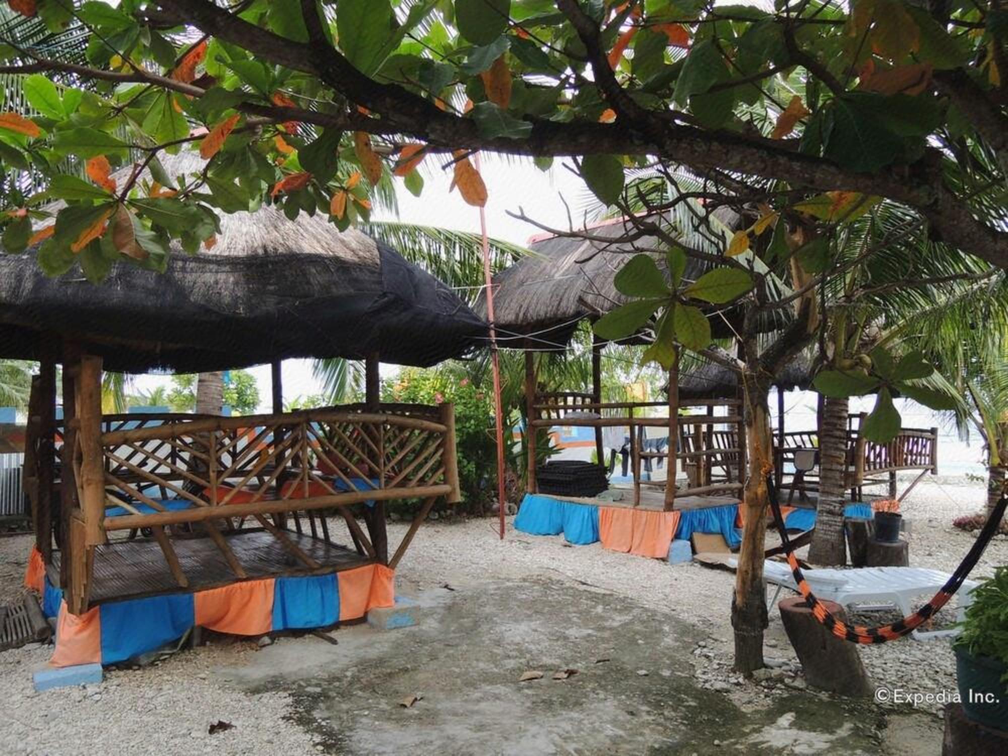 Tums Resort 9/15