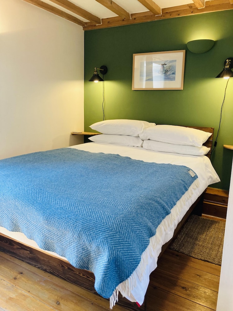 Riverside Bed &amp; Breakfast 16/46