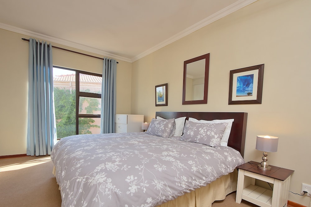 3 Bedrooms, Executive, Apartment