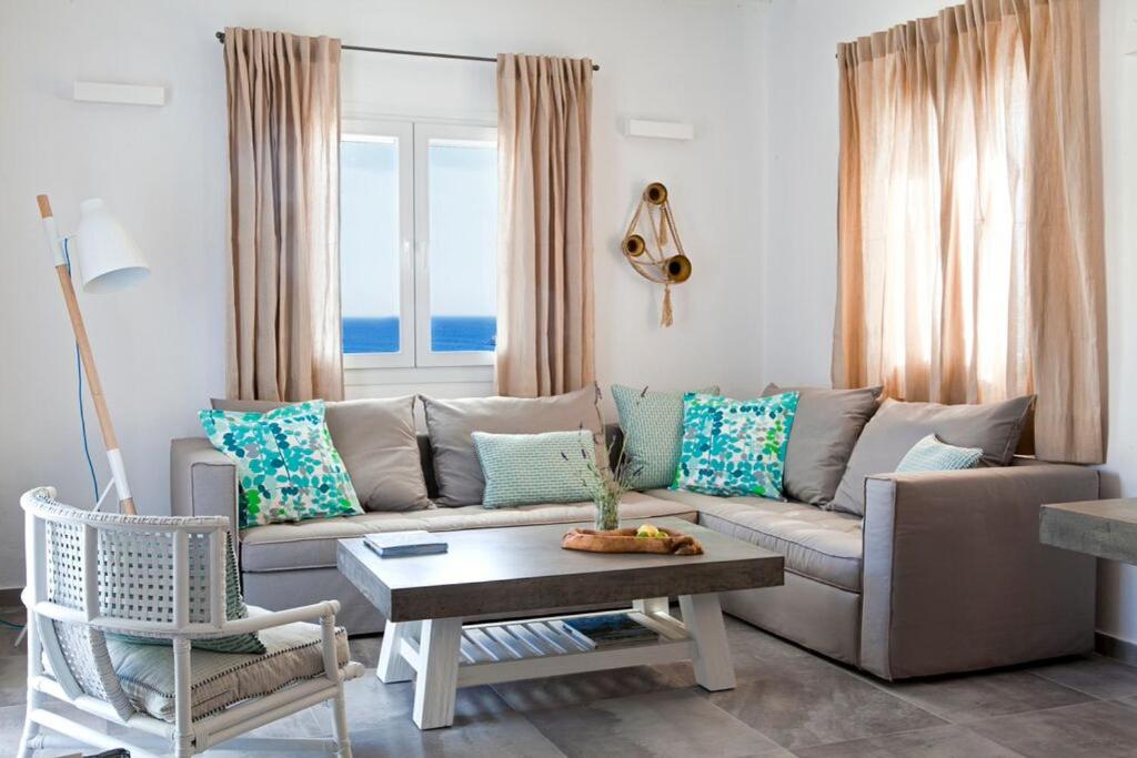 Amperian Mykonos 19/50