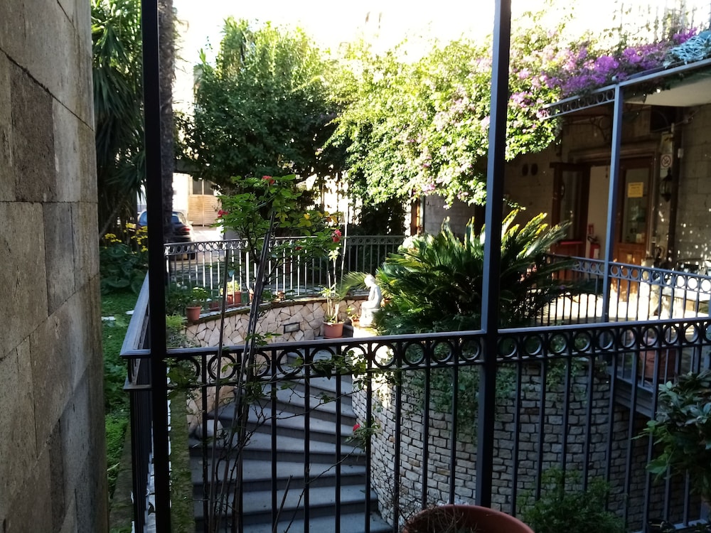 Albergo Pace 3/74