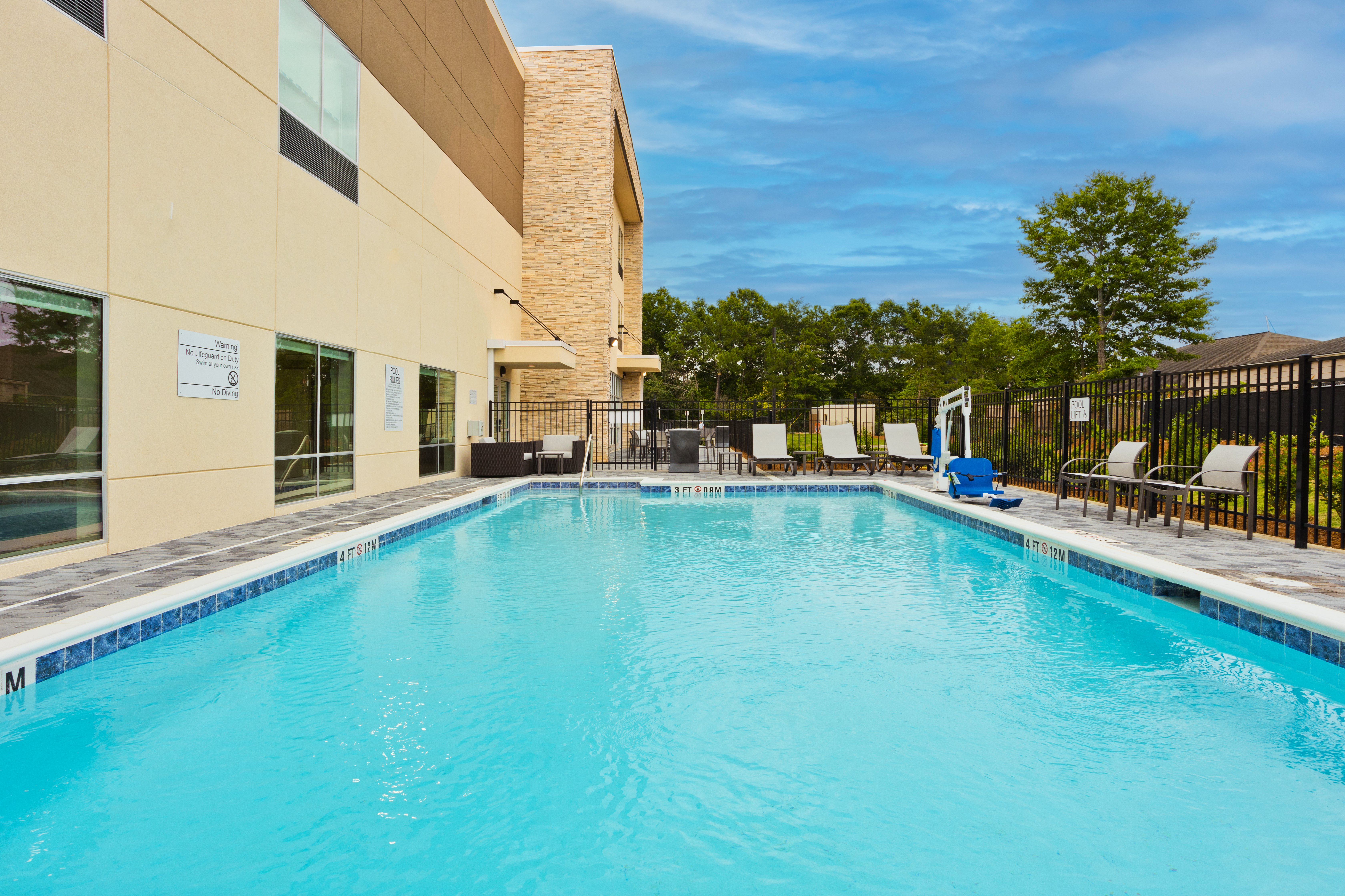 Holiday Inn Express COLUMBUS NORTHEAST 6/54