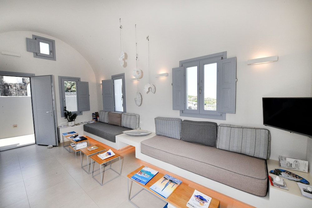Nova Luxury Suites 35/50