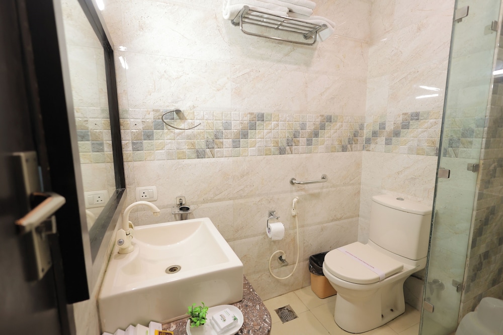 Hotel Krishnam 47/50