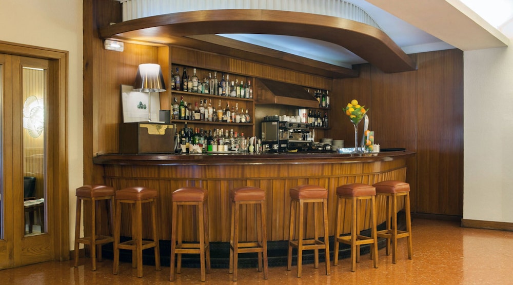 Emporda Hotel 48/66