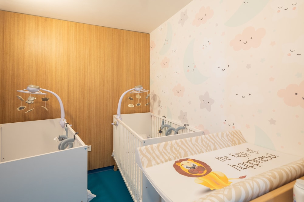 Aminess Laurel Khalani Hotel 24/76