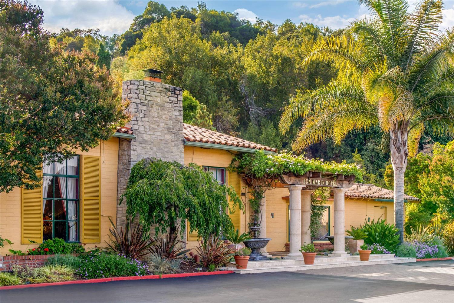 Inn Marin and Suites, an Ascend Collection Hotel 2/45