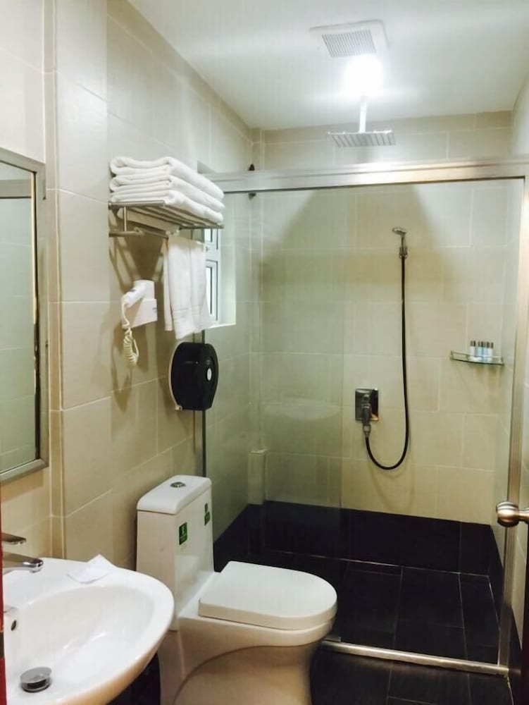 Kingsley Hotel 24/42