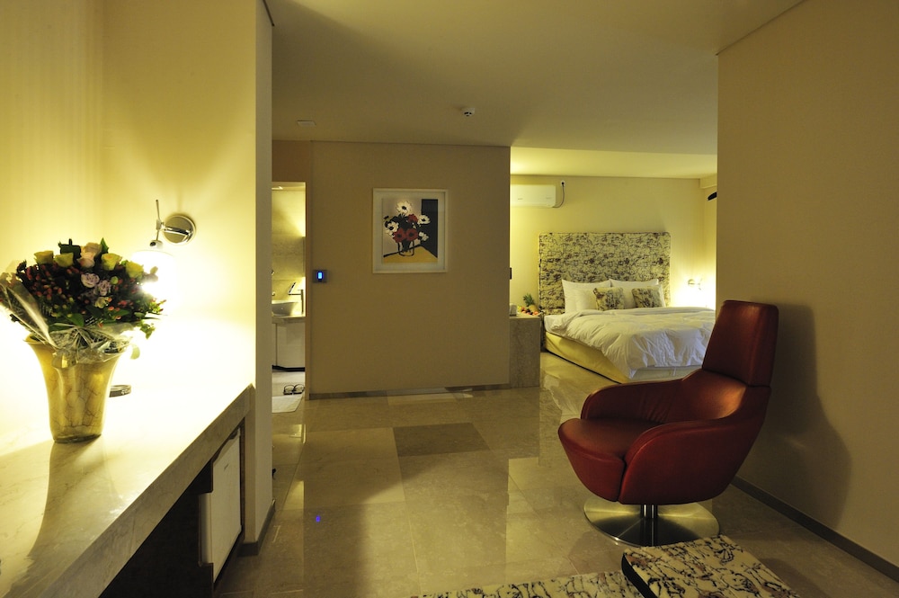 Ms Hotel 5/32