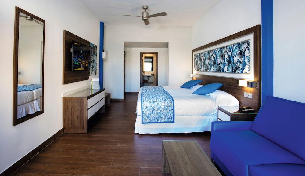 Hotel RIU Santa Fe 41/81