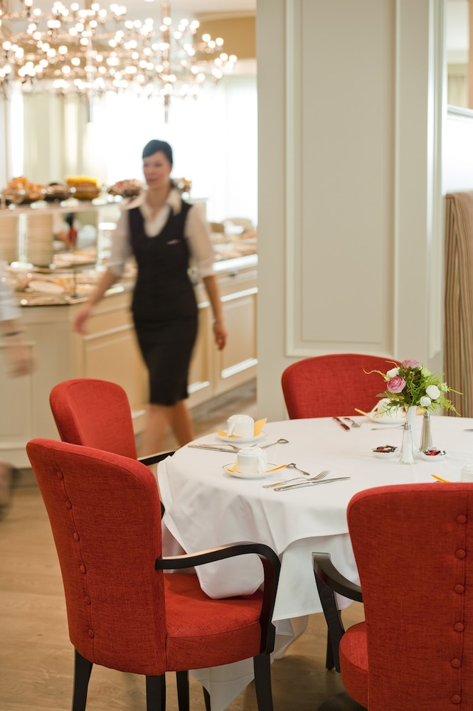 Grand Hotel Casselbergh 56/69