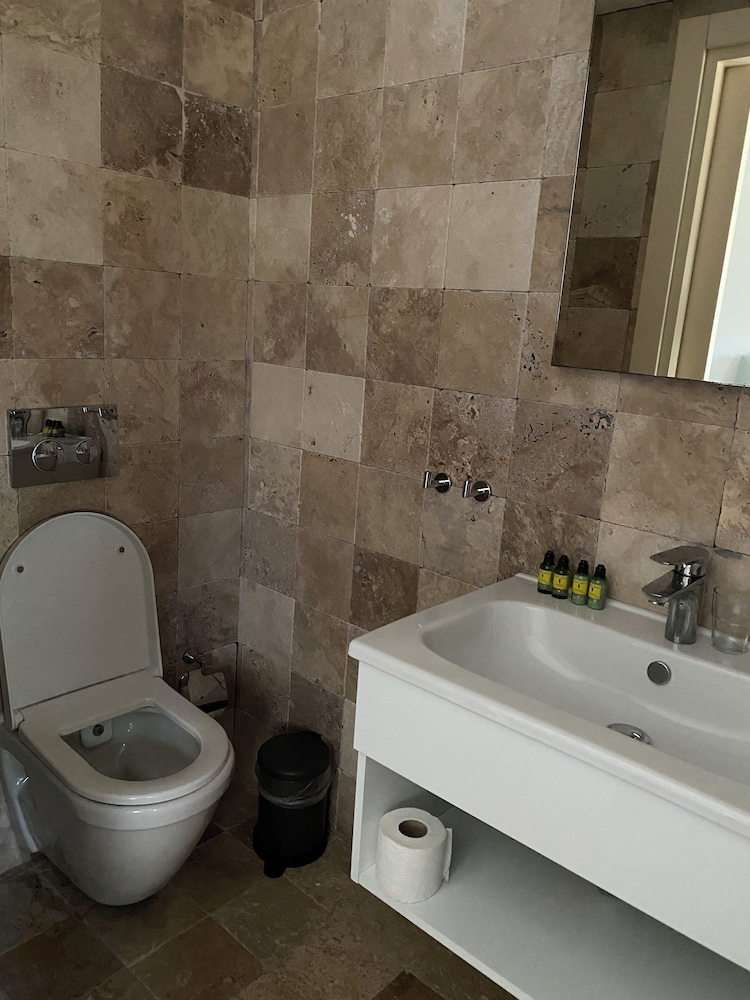 Teos Lodge Pansiyon & Restaurant 52/55