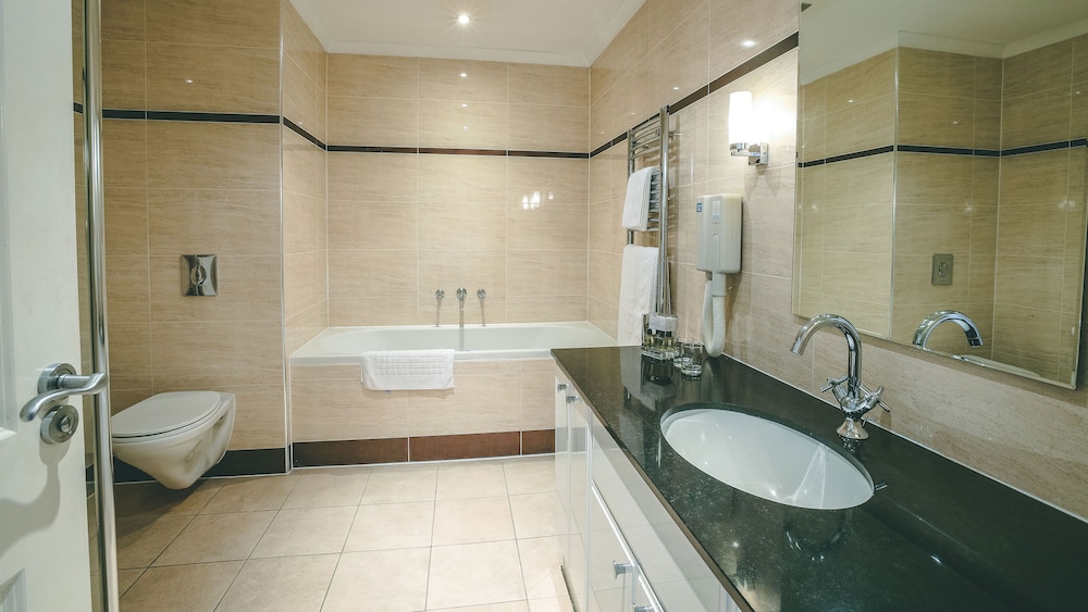 Hollin House Hotel 13/76