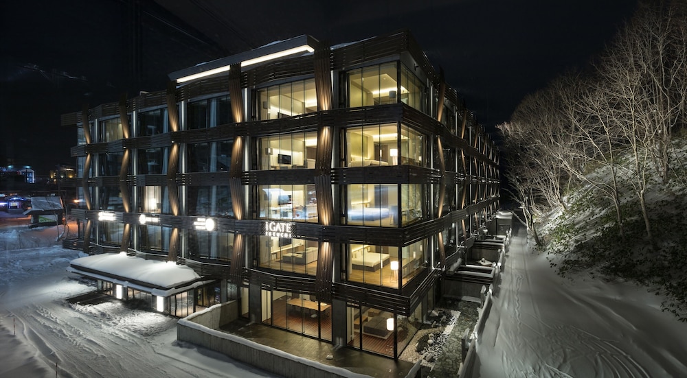 Aya Niseko 5/50