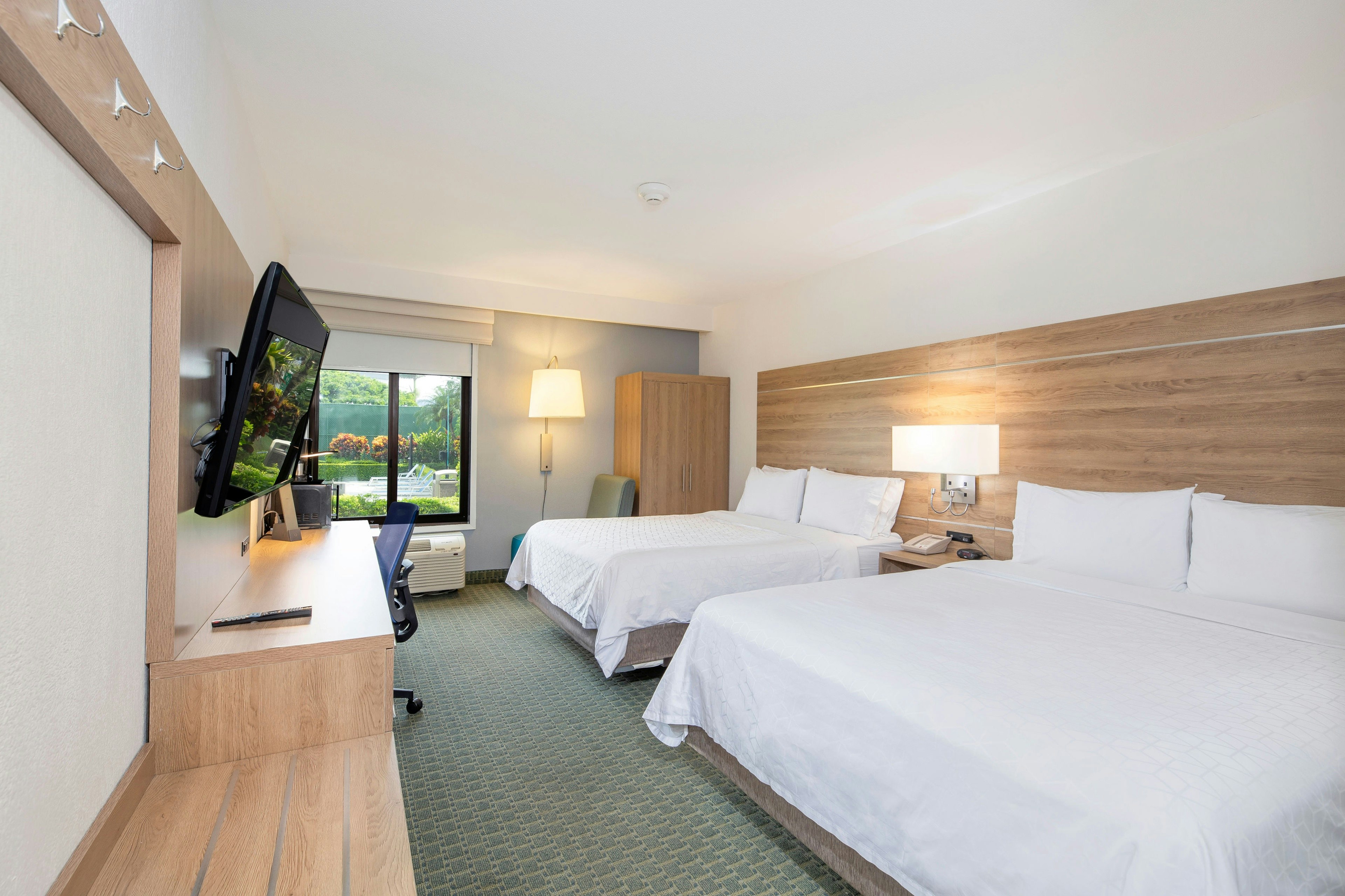 Standard, 2 Queen Beds, Holiday Inn Express San Jose Costa Rica Airport 2/10